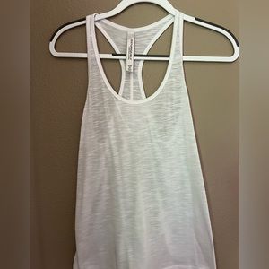Lorna Jane light weight tank size XS